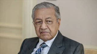 Eski Malezya Babakan Mahathir Muhammed gndemi deerlendirdi
