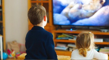 Evde kalan çocuklarda kabıza dikkat