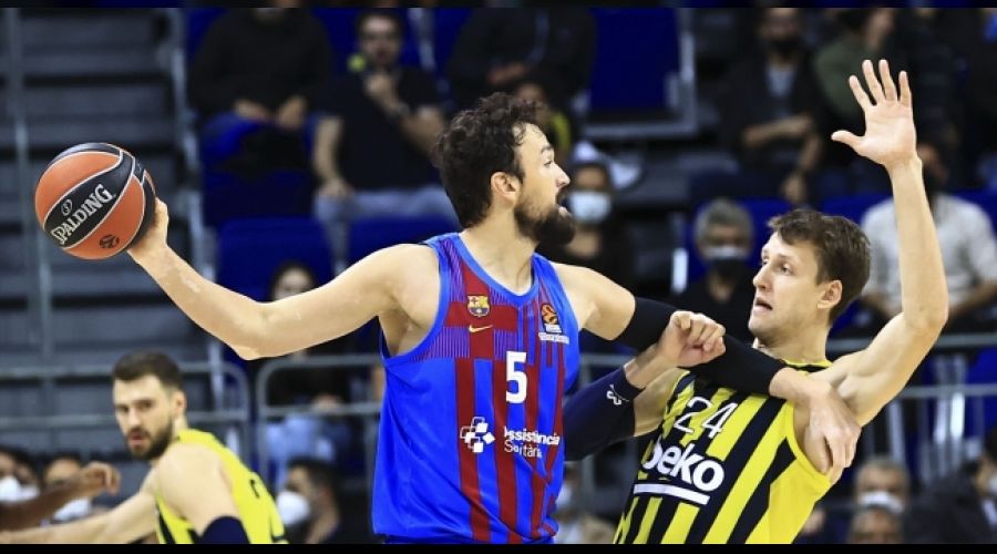 Fenerbahe son saniye basketiyle kaybetti