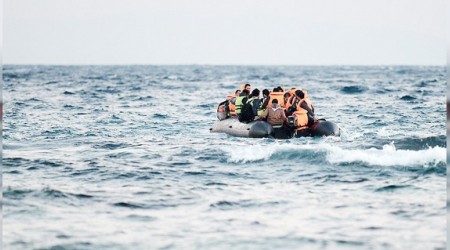 Göçmenleri taşıyan bot battı: 7 ölü