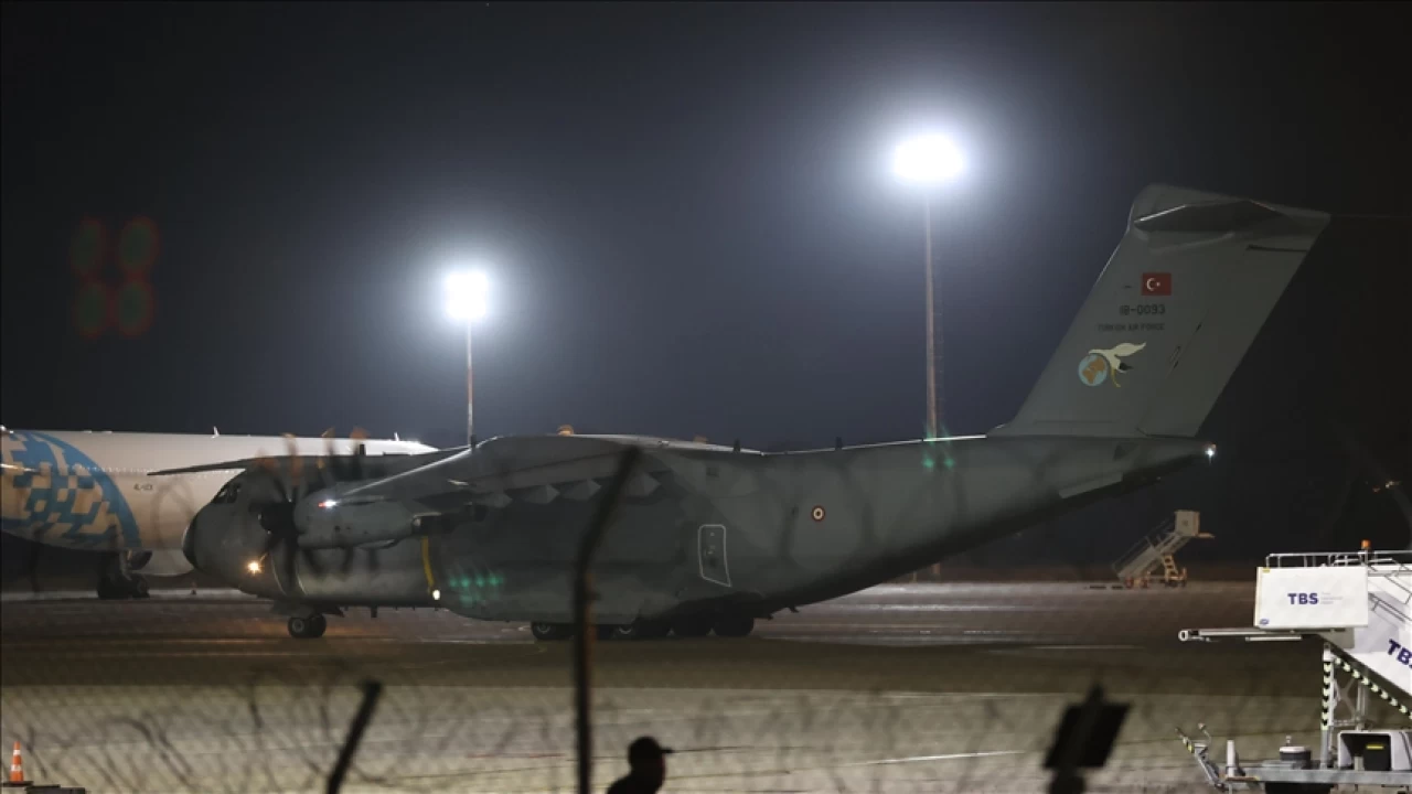 Gürcistan'da düşen askeri uçakta şehit olan askerlerin naaşları Türkiye'ye getirildi