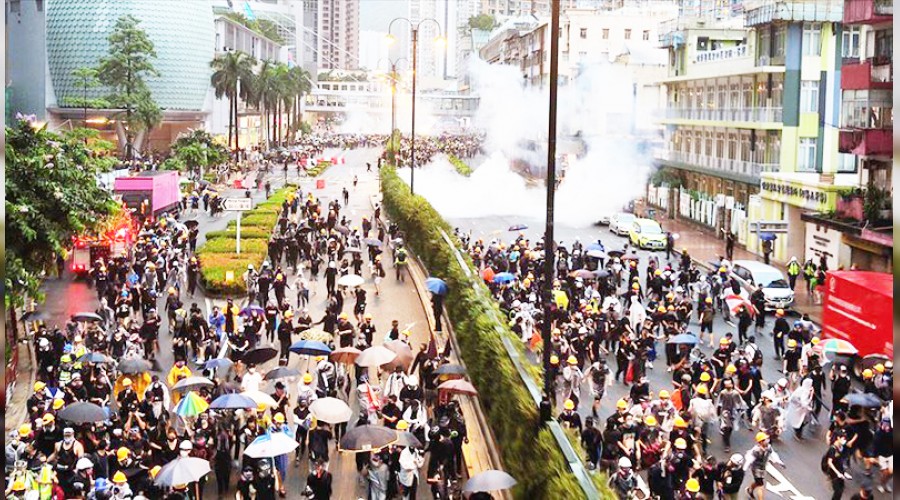 Hong Kong'da olaylar yatışıyor