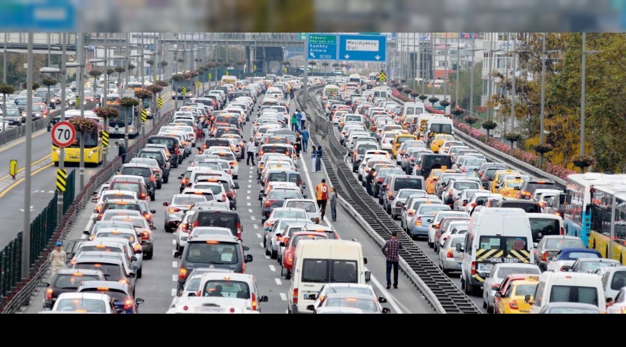 İstanbul trafik yoğunluğunda rekortmen