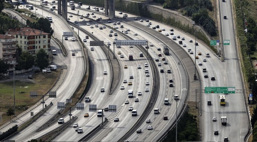 İstanbul'da helikopter destekli trafik denetimi
