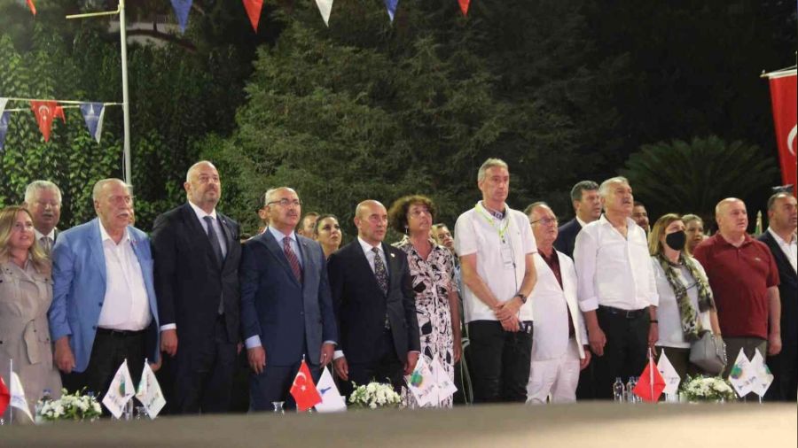 İzmir Enternasyonal Fuarı 'merhaba' dedi