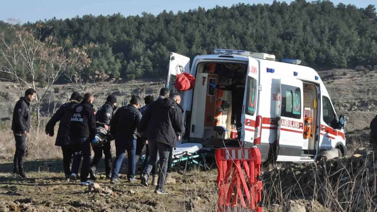 Karsn ve kaynpederini vurup kat, bandan vurulmu halde bulundu