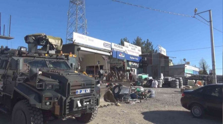 Komşu esnaf arasında silahlı park kavgası