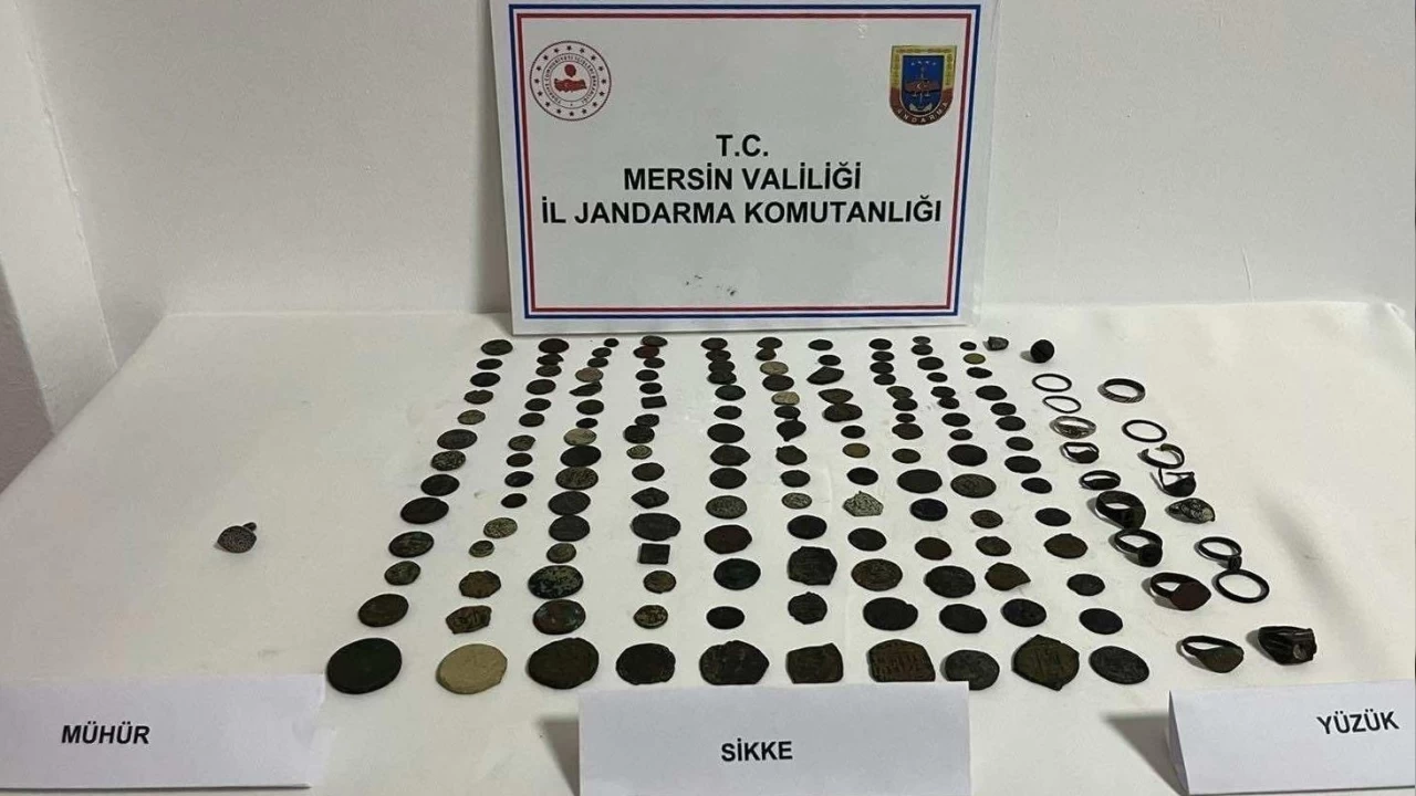 Mersin'de tarihi eser kaçakçılığı: 2 kişi gözaltına alındı