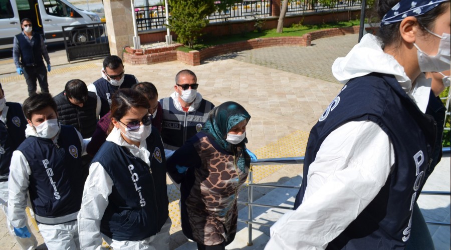 Miras için babasını zehirledi