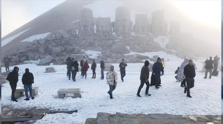 Nemrut'a ziyaretçi akını sürüyor