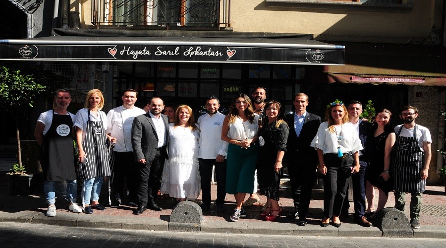 Örnek proje : Hayata Sarıl Lokantası