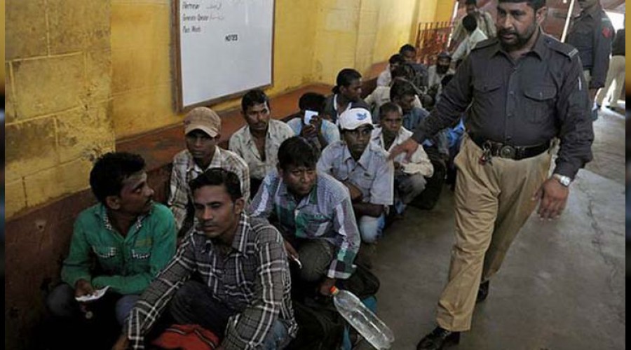 Pakistan Hint mahkumları serbest bırakıyor