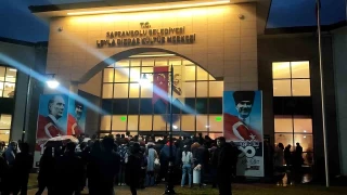 Safranbolu'da İlber Ortaylı izdihamı
