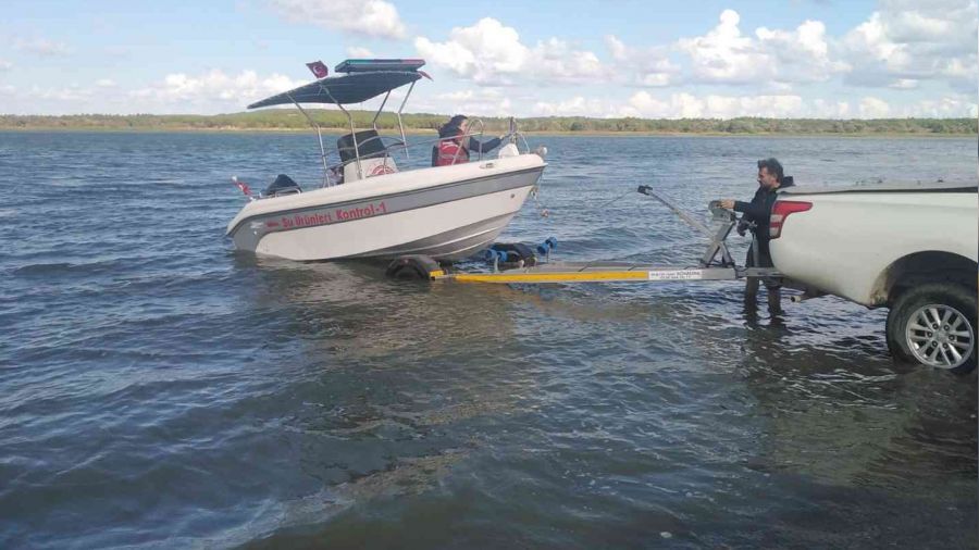 Terkos Gölü'nde kaçak balık avına 11 bin 140 TL ceza