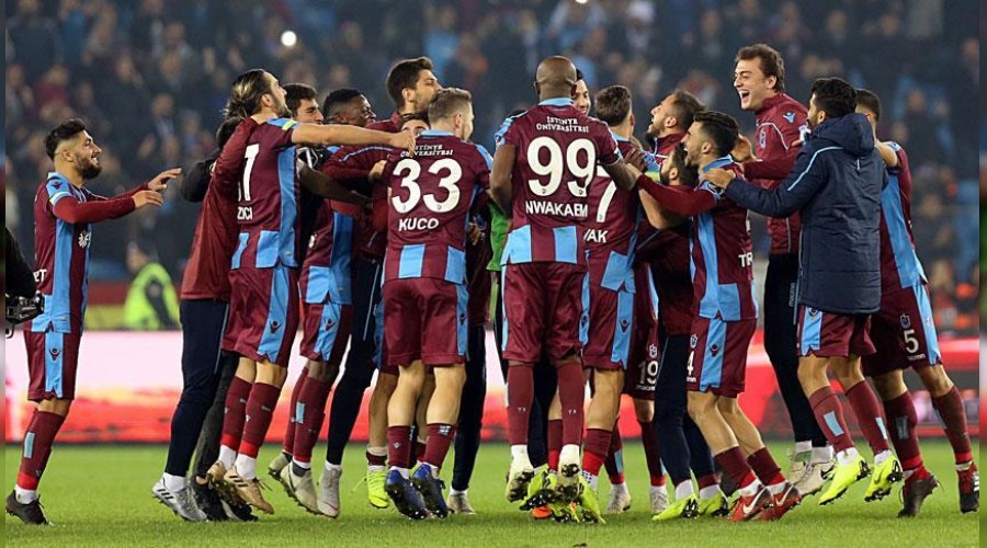 Trabzon evinde lider