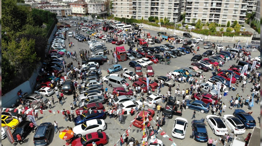 Yüzlerce Modifiyeli araç tutkunu Çekmeköy'deydi