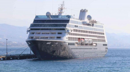 526 yolculu kruvaziyer Alanya'ya demir attı