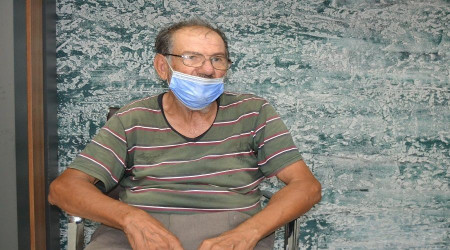 65 yaşındaki simit satıcısının 200 bin lirasını çarptılar