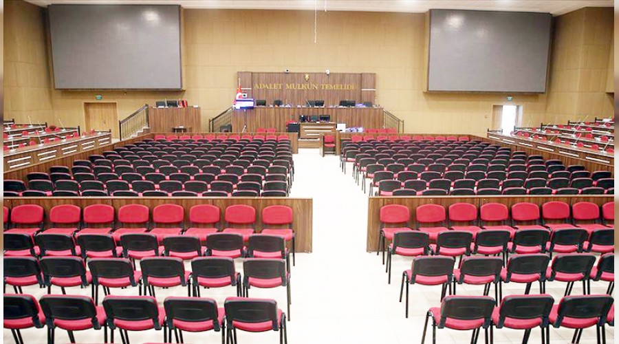 8 darbe davası devam ediyor