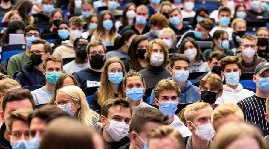 Almanya'da maske takmayanlara 500 Euro ceza