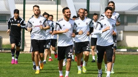  Atiba ve Adriano idmana kmad 