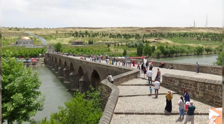 Diyarbakır aşılamada 'turuncu'ya döndü