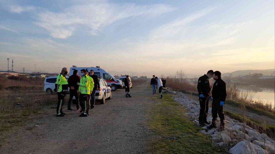 Elleri ve ayaklar bal halde bulundu