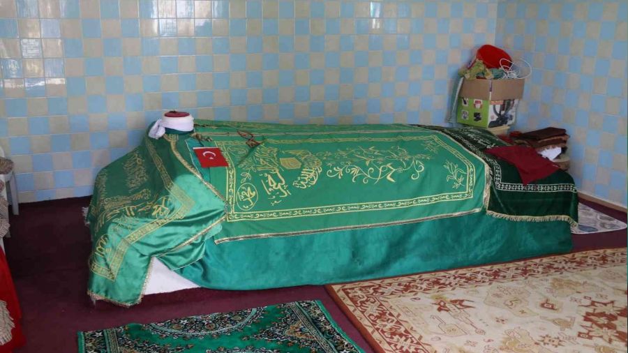 Eskişehir'de 'Haydar Baba' türbesi