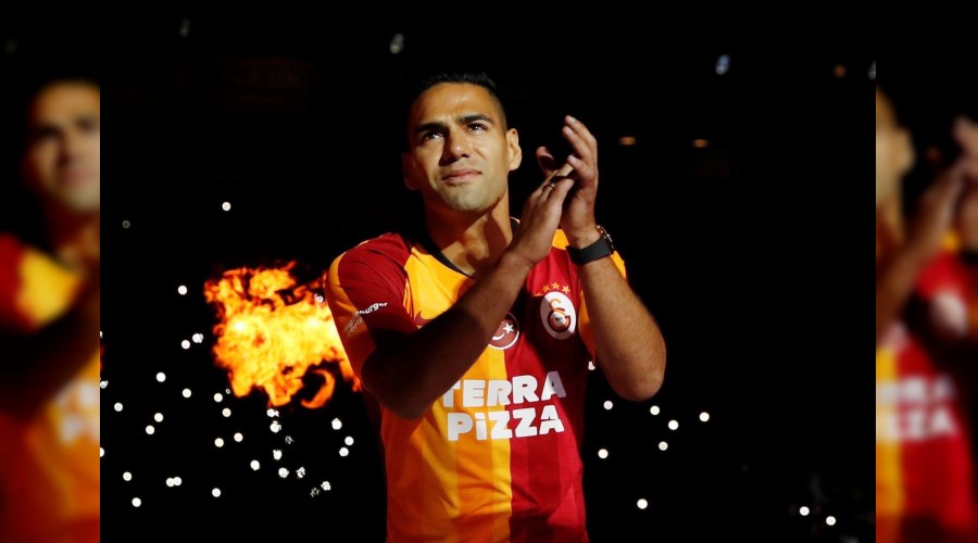 "Falcao, bir Van Persie değil"