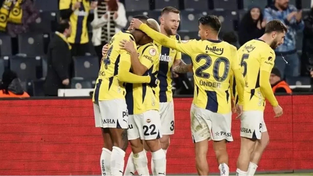 Fenerbahe, UEFA listesine Skriniar, Talisca ve Kostic'i ekledi