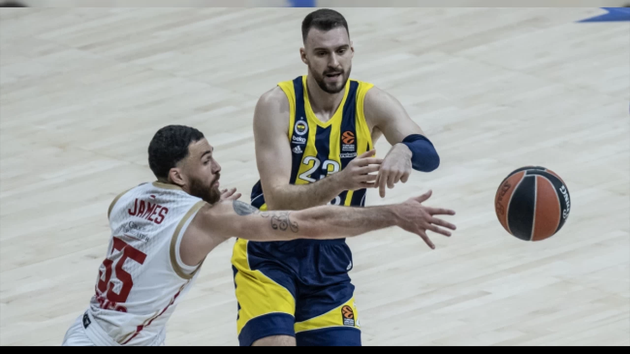Fenerbahçe'ye hoca değişikliği iyi geldi