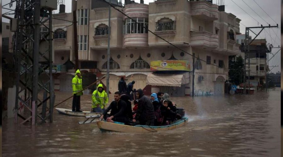 Gazze'de selde mahsur kalan 152 kişi kurtarıldı