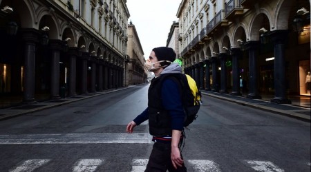 İtalya 4 Mayıs'a kilitlendi