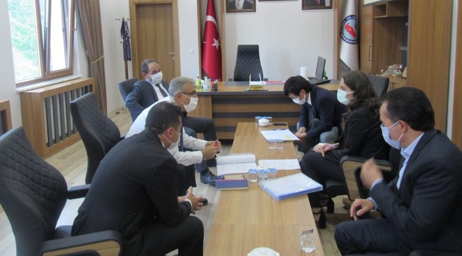 Japon diplomat Laçin'de incelemelerde bulundu