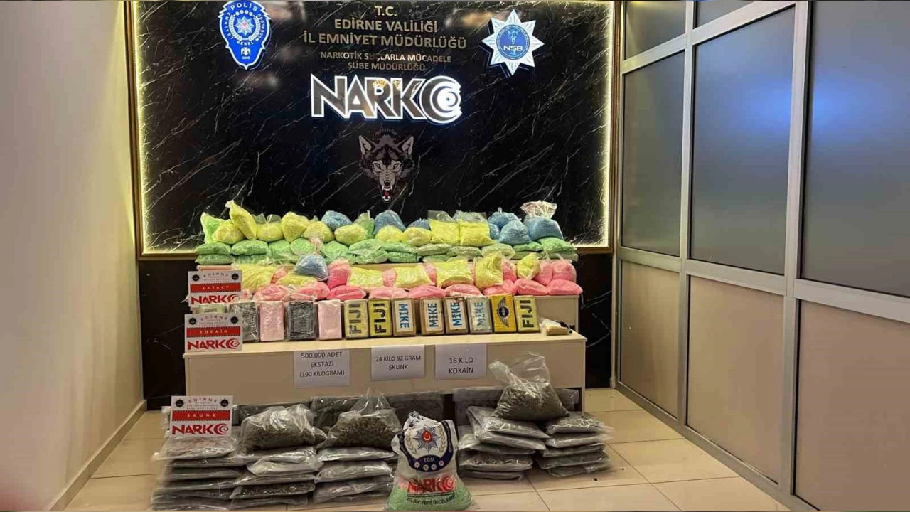 Kapıkule'de 150 milyon liralık operasyon