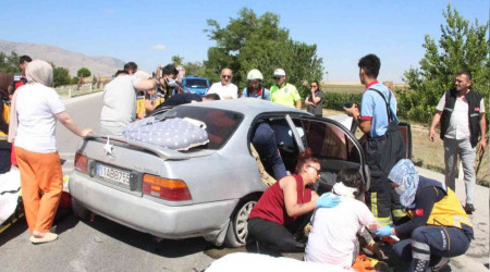 Karaman-Konya karayolunda can pazarı: 1'i bebek 3 ağır yaralı