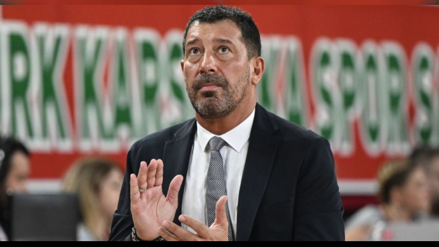 Karşıyaka galibiyetle başladı