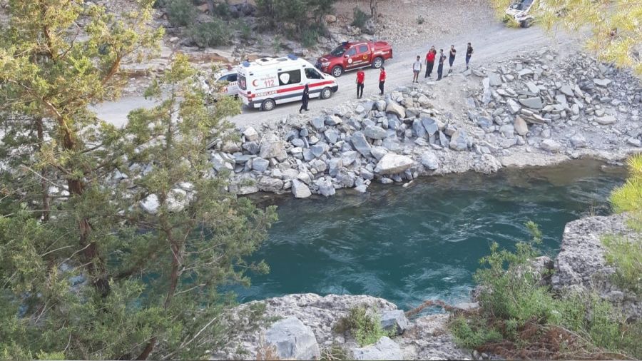 Köprüçay'a giren gencin cesedi bulundu