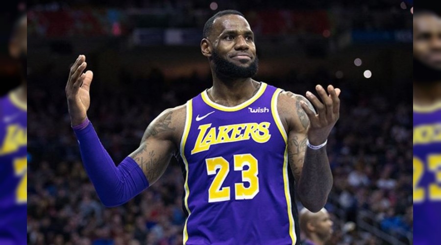 LeBron, efsane Jordan'ı geçti