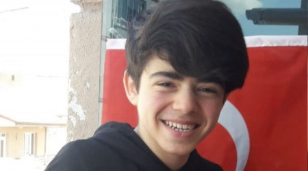 Lise öğrencisi kalbine yenik düştü