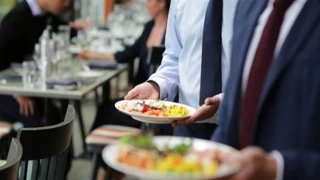 Memurlardan kesilen yemek bedellerine yüzde 100 zam!