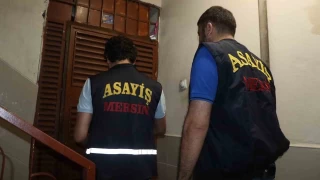 Mersin'de 17 adrese operasyon: 84 gözaltı