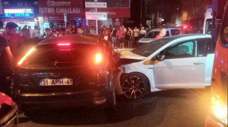 Mersin'de trafik kazası: 1 ölü 4 yaralı