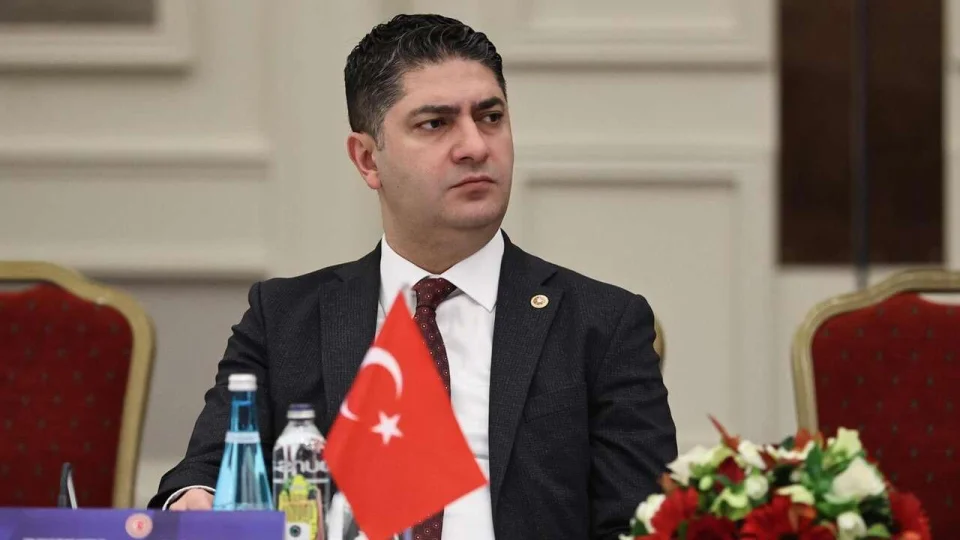 MHP Genel Başkan Yardımcısı ve Kayseri Milletvekili İsmail Özdemir, "2028 yılında yapılacak seçimlerde ülkücü hareketin adayı yine Sayın Cumhurbaşkanımız Erdoğan'dır" dedi