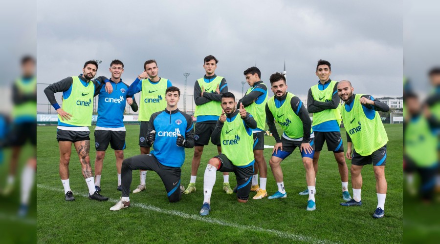 Paşa 7 eksikle Konya'ya gidiyor