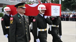 Şehit Üsteğmen Ayar'ın naaşı, memleketi Trabzon'da