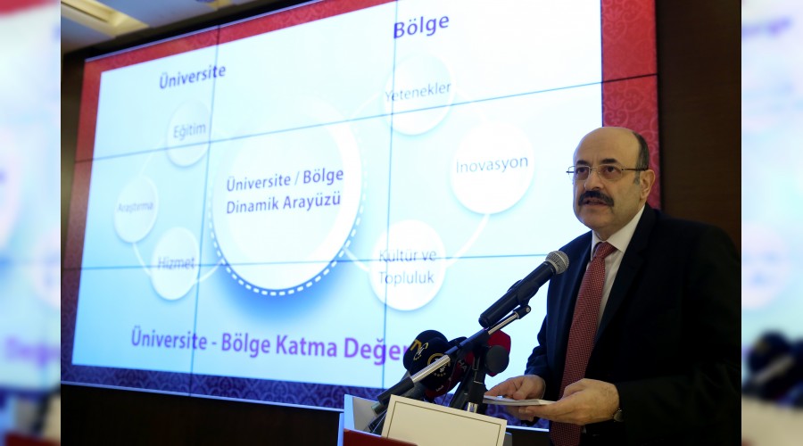 Tesla'nın piyasa değeri 100 milyar doları geçti