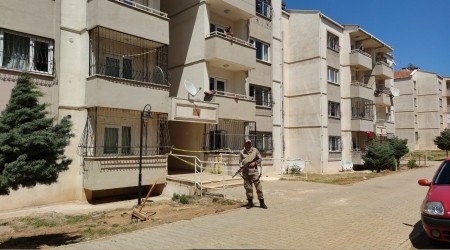 Testi negatif çıkmıştı evinde öldü