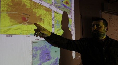 Uzmanlar radar uydusundan tespit etti, Dzce depremi sonras korkutan gerek!