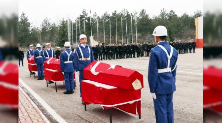 3 komandoya hüzünlü veda